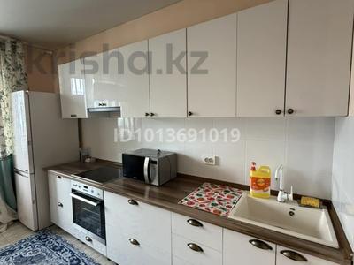 2-бөлмелі пәтер · 65 м² · 12/12 қабат, мкр Акбулак, Дарабоз 1-83, бағасы: 300 000 ₸ в Алматы, Алатауский р-н
