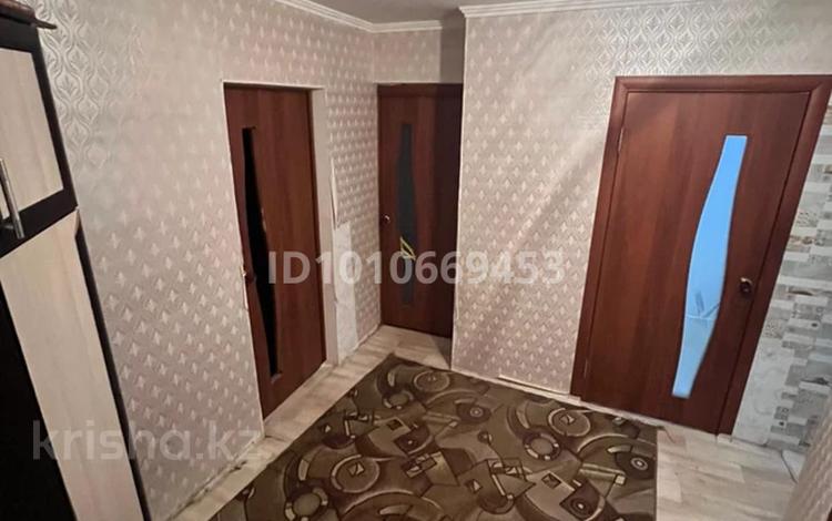 3-бөлмелі пәтер · 59 м² · 5/5 қабат, мкр Шанхай, Рыскулова 16 15, бағасы: 130 000 ₸ в Актобе — фото 2