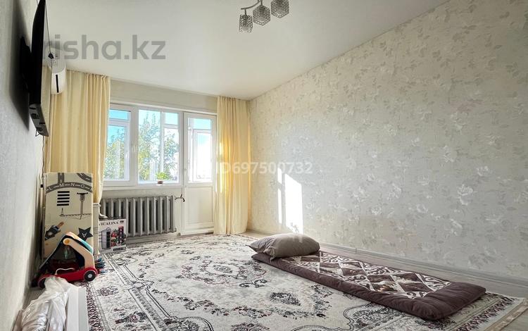 3-комнатная квартира · 64 м² · 5/5 этаж, ПроспектАбая 64 за 20 млн ₸ в Уральске, мкр Школьник — фото 4