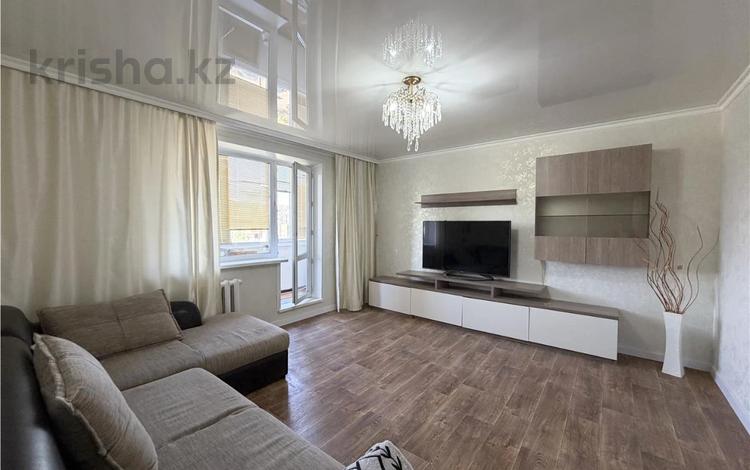 3-комнатная квартира · 64 м² · 6/9 этаж, мкр Юго-Восток, Гульдер 1 15 за 29 млн ₸ в Караганде, Казыбек би р-н — фото 2