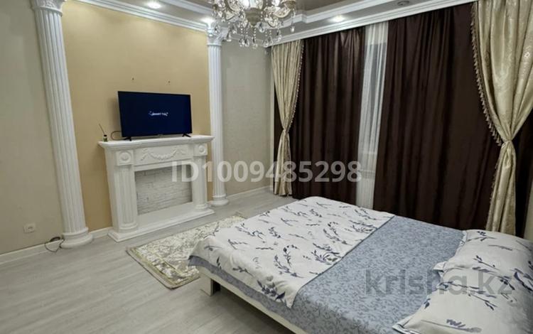 1-бөлмелі пәтер · 55 м² · 2/9 қабат, мкр 12, Ораз Татеұлы — ЖК Сконур, Жекпе -жек, Ледовая арена, Ораз Татеұлы, Тауелсіздік, Мустафа Шоқай, бағасы: 15 000 ₸ в Актобе — фото 3