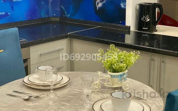 2-бөлмелі пәтер · 56 м² · 2/9 қабат, Сатпаева — Утепова, бағасы: 25 000 ₸ в Усть-Каменогорске — фото 2