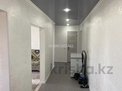 3-комнатная квартира · 60 м² · 8/10 этаж, Майкудук, Мкр Восток-1 2 за 16.5 млн ₸ в Караганде, Алихана Бокейханова р-н