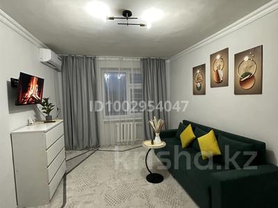 2-комнатная квартира · 54 м² · 4/5 этаж, 3-й квартал 1 — Возле старого базара за 15 000 〒 в 