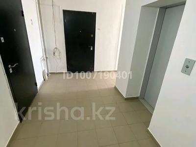 2-комнатная квартира · 68 м² · 3/9 этаж, мкр Айгуль, Придорожная 87 за 25 млн 〒 в Уральске