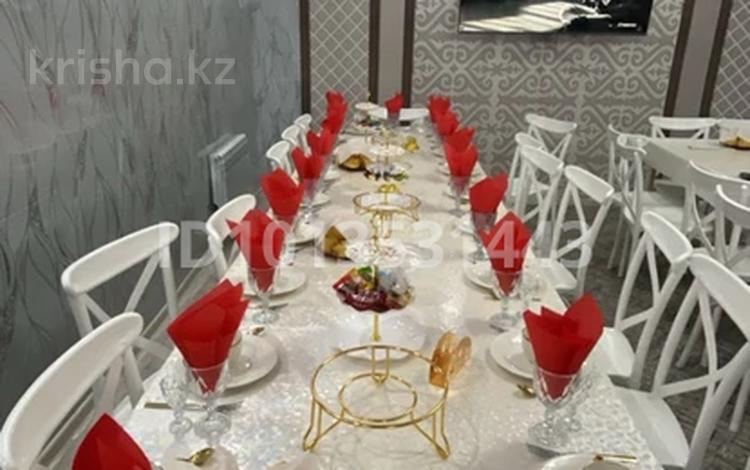 Жеке үй · 3 бөлме · 110 м², Строитель ш/а., Ватутина 150, бағасы: 50 000 ₸ в Уральске, мкр Строитель — фото 2