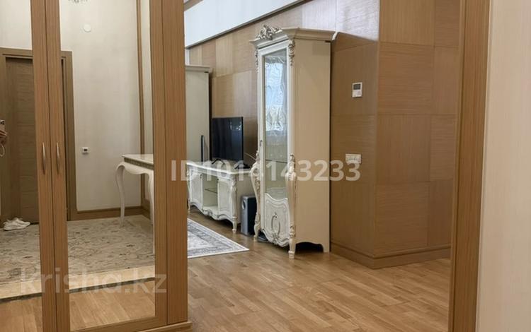 4-комнатная квартира · 142 м² · 6/8 этаж, Храпатого 3 за 750 000 ₸ в Астане, Алматы р-н — фото 2