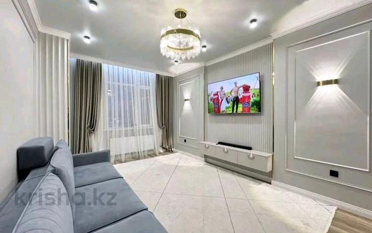 3-комнатная квартира · 94 м² · 7/17 этаж, Байтурсынова за 56.5 млн 〒 в Астане, Сарайшык р-н — фото 2