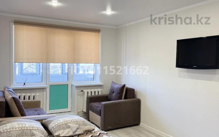 1-комнатная квартира · 35 м² · 5/5 этаж, Металлургов 10/4 — Рядом школа, супермаркеты, магазины, остановки. Все в шаговой доступности за 2 000 ₸ в Темиртау — фото 2