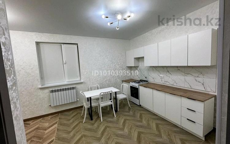 Жеке үй · 1 бөлме · 55 м² · 3 сот., мкр Атырау, Наубетова — Ресторан Djama Halal Fusion &amp; Family, улицаТайманова, Молдагулова, бағасы: 170 000 ₸ — фото 2
