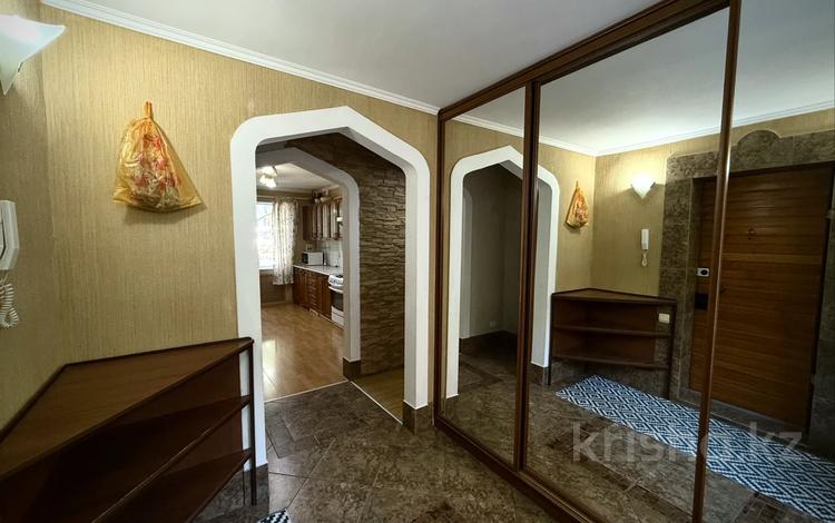 4-комнатная квартира · 80 м² · 2/5 этаж, мкр Новый Город, Камали Дуйсембековп за 25 млн ₸ в Караганде, Казыбек би р-н — фото 2