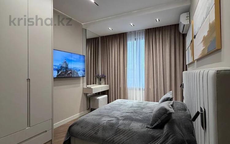 3-комнатная квартира · 81 м², Аль- Фараби 116/31-56 за 980 000 ₸ в Алматы, Медеуский р-н — фото 2