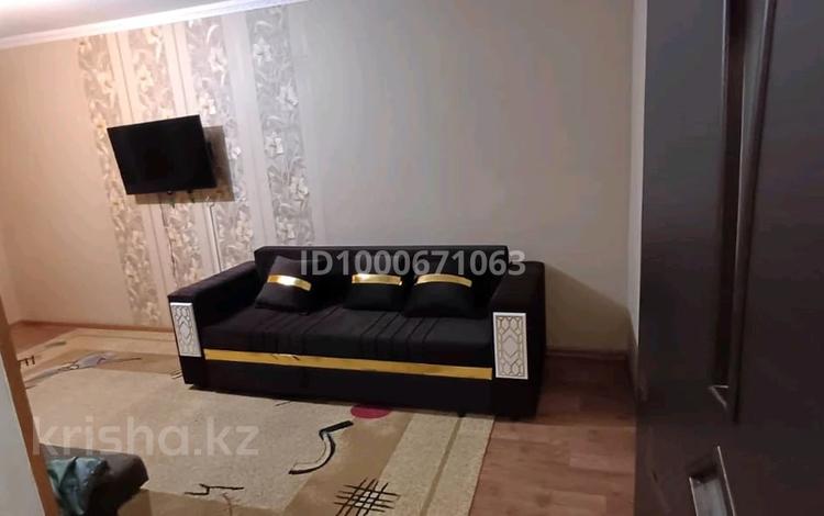 3-комнатная квартира · 65 м² · 1/4 этаж, мкр №9 19 — Саина Шаляпина за 37 млн ₸ в Алматы, Ауэзовский р-н — фото 2