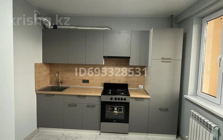 1-бөлмелі пәтер · 38.1 м² · 4/5 қабат, Суворов 17К — ЖК Гранит, бағасы: 200 000 ₸ в Боралдае (Бурундай), мкр Водник-2 — фото 2