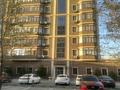 2-комнатная квартира, 80 м², 2/8 этаж, Уалиханова 21 б — Махамбета/Уалиханова за 40.5 млн 〒 в Атырау