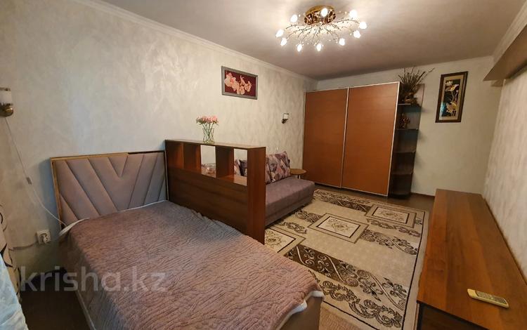 1-комнатная квартира · 33 м² · 4/5 этаж, Наурызбай Батыра — Жибек Жолы за 230 000 ₸ в Алматы, Алмалинский р-н — фото 4