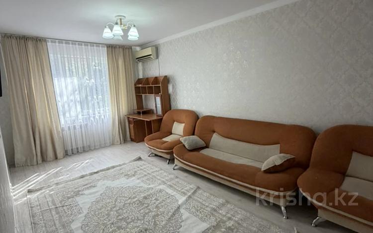 2-комнатная квартира · 56 м² · 3/9 этаж, мкр 8, Братьев жубановых 294 за 150 000 ₸ в Актобе — фото 2
