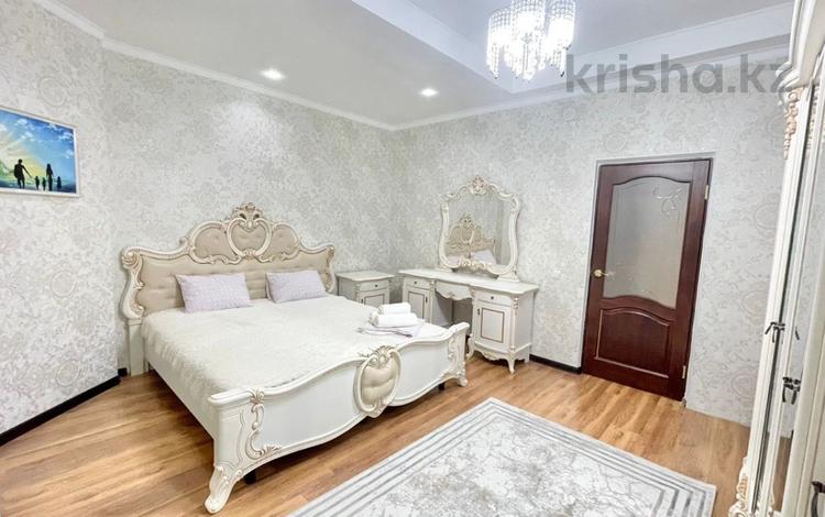 2-бөлмелі пәтер · 75 м² · 5/9 қабат, Валиханова 21 — Блок 1, бағасы: 16 900 ₸ в Атырау — фото 11