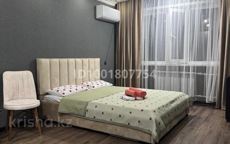 1-комнатная квартира · 38 м² · 1/5 этаж, Майкудук, Мкр Восток-2 7 — Восток 3 за 13 000 ₸ в Караганде, Алихана Бокейханова р-н — фото 2