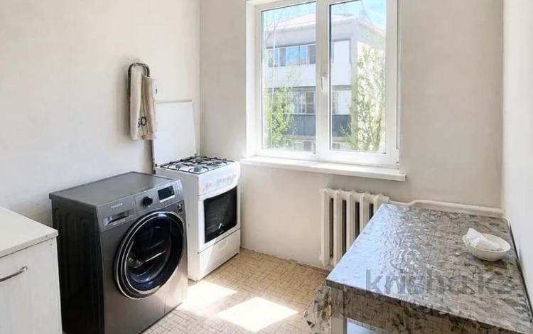 2-бөлмелі пәтер · 45 м² · 5/5 қабат, Сергея Тюленина, бағасы: 11.5 млн ₸ в Уральске — фото 2