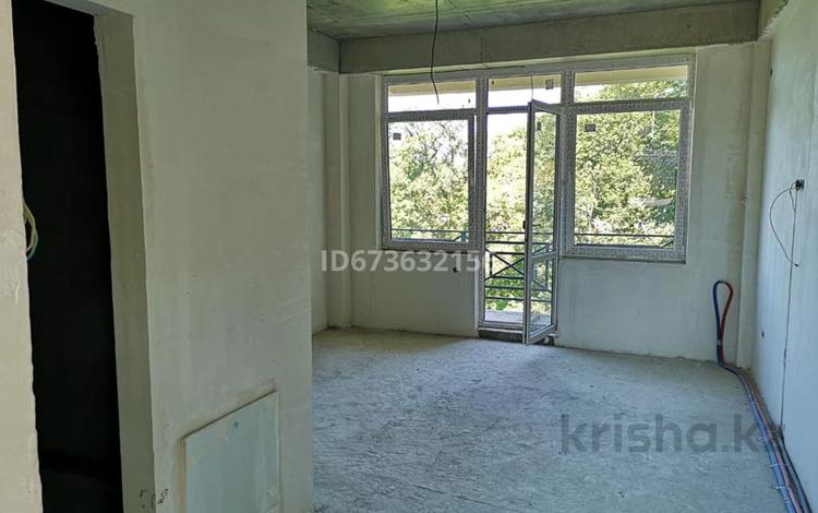 2-комнатная квартира, 45 м², 2/3 этаж, Туристическая 1 за 72 млн 〒 в Сочи — фото 2