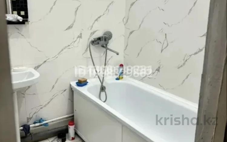 3-комнатная квартира · 75 м² · 9/9 этаж, мкр. Алтын орда 6г — Шокая за 29 млн ₸ в Актобе — фото 2