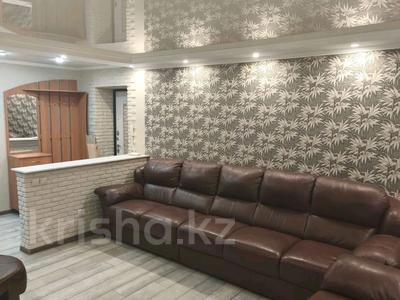 3-бөлмелі пәтер · 60 м² · 2/5 қабат, Муканова 68, бағасы: 250 000 ₸ в Петропавловске