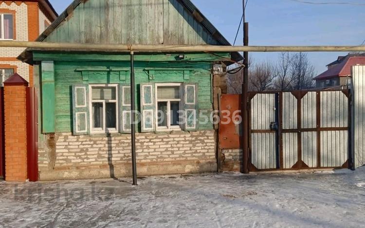 Отдельный дом • 2 комнаты • 45 м² • 4 сот., Егизбаева 117 за 13 млн 〒 в Уральске — фото 2