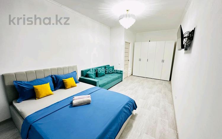1-комнатная квартира · 40 м² · 8/9 этаж, мкр Самгау, Ырысты 46/5 К1 — Рыскулова-Петрова за 15 000 ₸ в Алматы, Алатауский р-н — фото 2