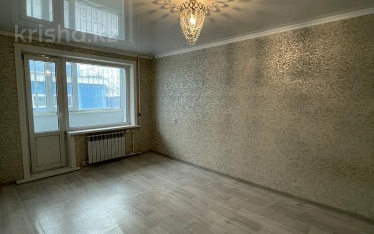 1-комнатная квартира, 34 м², 1/5 этаж помесячно, Бостандыкская за 80 000 〒 в Петропавловске — фото 2