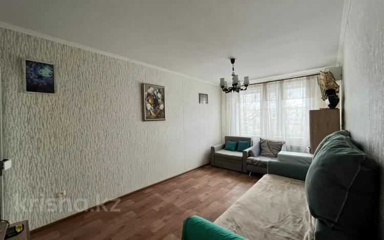 2-комнатная квартира · 55 м² · 4/5 этаж, мкр 8, Гришина за 150 000 ₸ в Актобе — фото 2