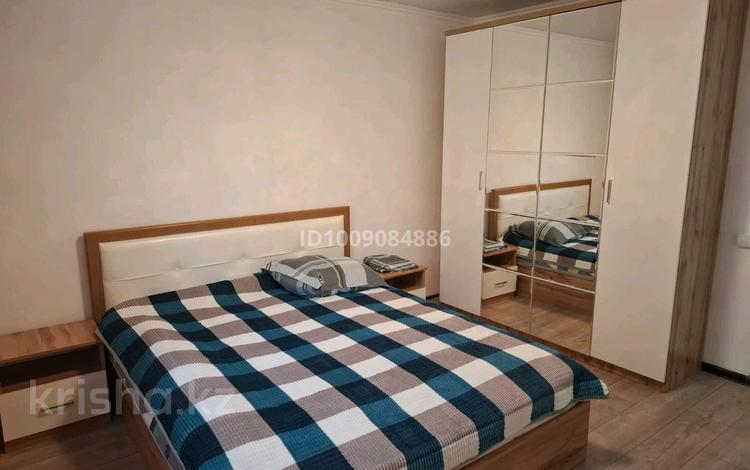 1-комнатная квартира · 65 м² · 1/1 этаж, Ақжазық 1 — Новостройка Обласной болница жақта. за 8 000 〒 в Талдыкоргане — фото 2