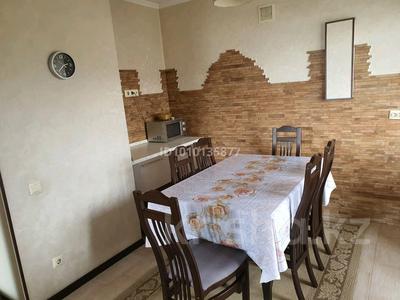 3-комнатная квартира · 90 м² · 9/12 этаж, Зенкова — Карасай батыр за 500 000 ₸ в Алматы, Медеуский р-н