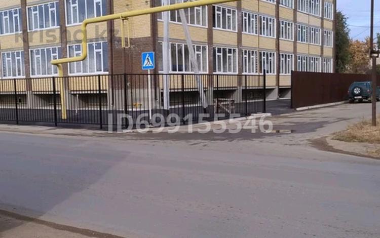 3-комнатная квартира · 96.4 м² · 5/5 этаж, Кокшетау 1/5 — Рынок Алтын Алма за ~ 28 млн ₸ в Уральске — фото 2