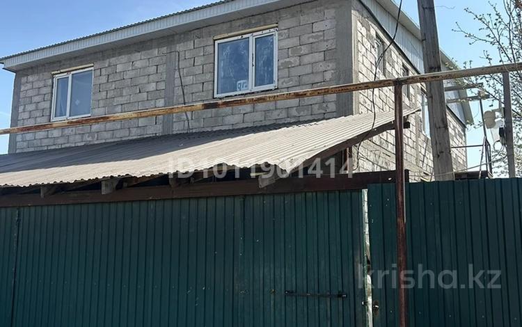 Отдельный дом · 10 комнат · 300 м² · 3 сот., 3-я линия 14 за 30 млн 〒 в Алматы, Жетысуский р-н — фото 2