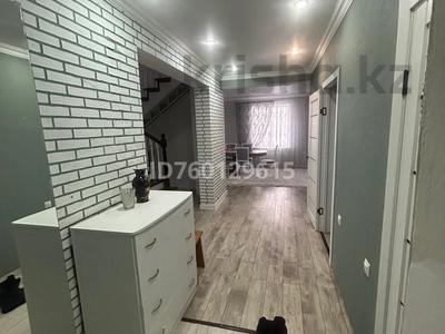 Отдельный дом · 6 комнат · 200 м² · 6 сот., мкр. Зачаганск пгт, Коктерек 2/1 за 45 млн 〒 в Уральске