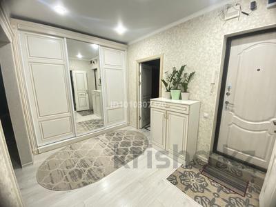 2-комнатная квартира · 80 м² · 5/5 этаж, 15-й мкр 34 — Остановка Овация за 220 000 〒 в Актау