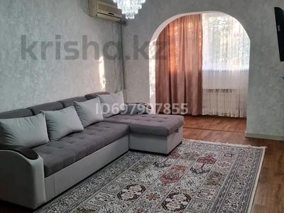 2-комнатная квартира · 48 м² · 3/5 этаж, 8-й микрорайон 15 — Уркимбаева Аскарова за 230 000 ₸ в Шымкенте, Туран р-н
