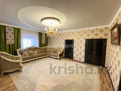 Отдельный дом • 9 комнат • 330 м² • 20 сот., Досаев за 50 млн 〒 в 