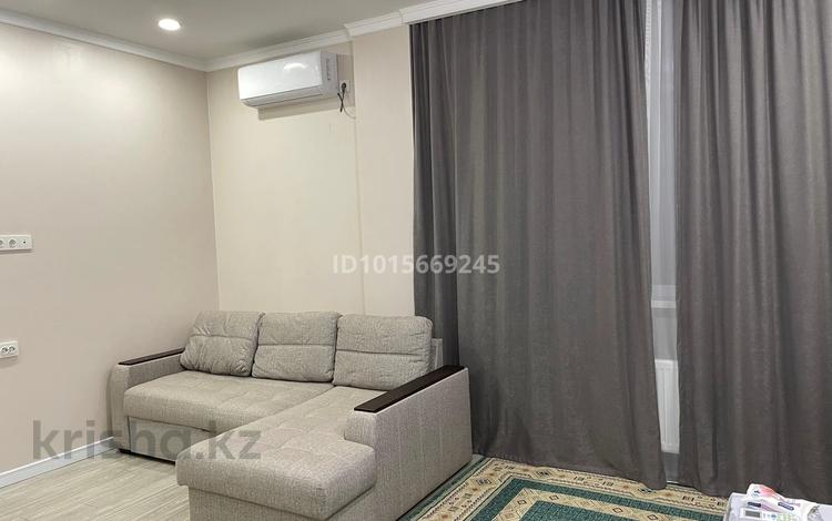 1-бөлмелі пәтер · 30 м² · 2 қабат, Оспанова, бағасы: 290 000 ₸ в Алматы, Медеуский р-н — фото 2