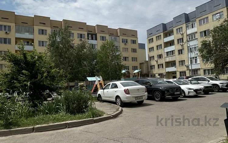 2-бөлмелі пәтер · 63.8 м² · 5/5 қабат, мкр Саялы 9, бағасы: 29 млн ₸ в Алматы, Алатауский р-н — фото 2