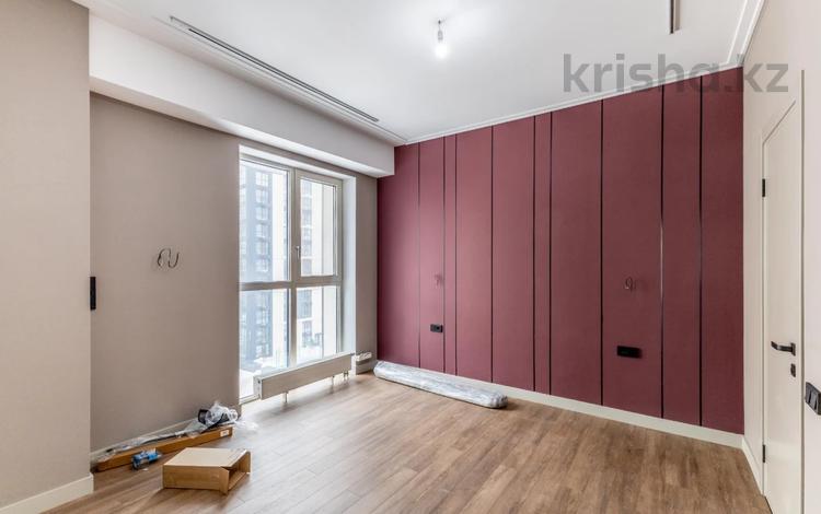 3-комнатная квартира, 100 м², 9/16 этаж, сыганак 17л