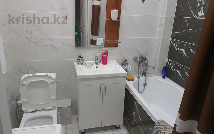 1-комнатная квартира · 40 м² · 4/14 этаж, Нургиса Тлендиева 40 — Улжан базар Саянур Казыгурт кафе за 2 000 ₸ в Астане, Сарыарка р-н — фото 2