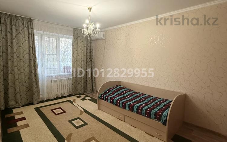 1-комнатная квартира · 34.4 м² · 3/5 этаж, Новый город, Санкибай батыра 169/2 — Кол авто, Жк Прогресс, 23 школа за 12 млн ₸ в Актобе — фото 2