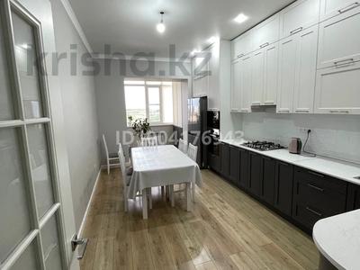 3-комнатная квартира · 107.5 м² · 4/5 этаж, мкр. Алтын орда, р-н Батыс 2 за 50 млн 〒 в Актобе