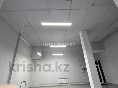 Свободное назначение · 100 м² за 450 000 ₸ в Астане, Есильский р-н