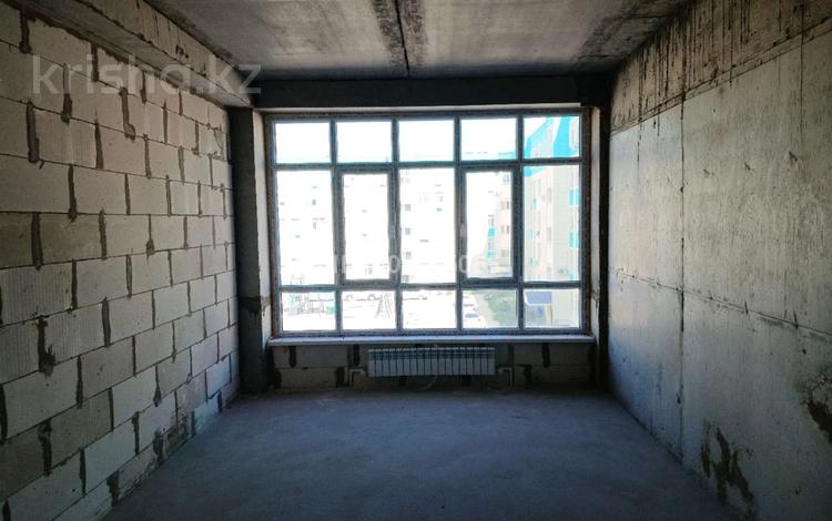 2-бөлмелі пәтер · 71.3 м² · 3/5 қабат, мкр Самал, мкрн Самал 15 — НИШ, АПЭК, бағасы: 26 млн ₸ в Атырау — фото 2