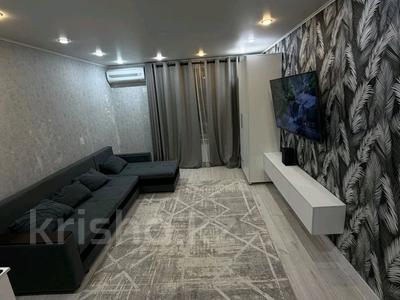 3-бөлмелі пәтер · 60 м² · 5/5 қабат, Молдагуловой 26 — Петровского, бағасы: 18.5 млн ₸ в Уральске