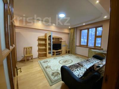 Продажа квартир в Алматы: 1-комнатная квартира · 33.5 м² · 1/5 этаж, мкр Самал-3 246а за 37.5 млн 〒 1-комнатная квартира · 33.5 м² · 1/5 этаж, мкр Самал-3 246а за 37.5 млн 〒 в Алматы, Медеуский р-н