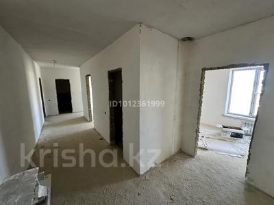 4-комнатная квартира · 130 м² · 1/3 этаж, Сатпаева 28а за 33 млн ₸